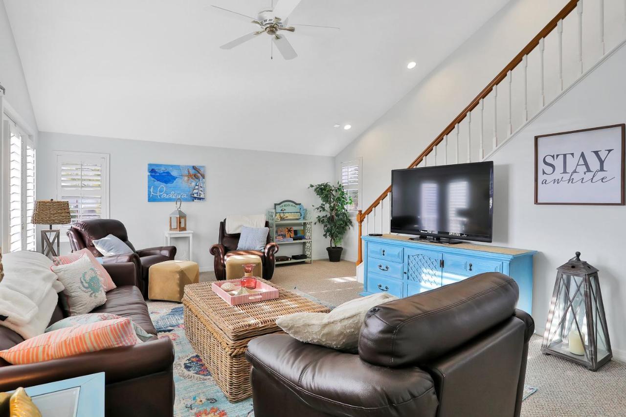 Sol Mate Beach Cottage St. Pete Beach Exterior photo